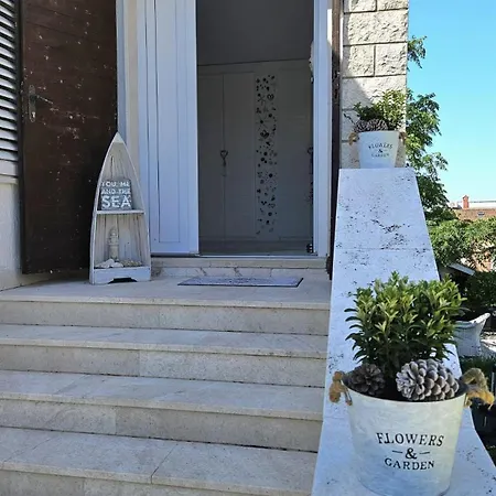 Apartment Zecevo * Zečevo