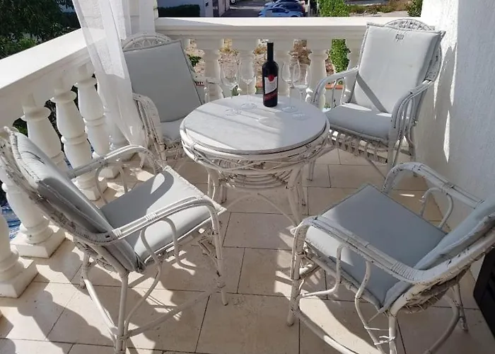 Casa de hóspedes Apartment Zecevo